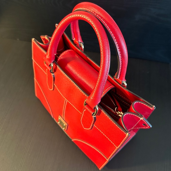Dooney & Bourke Red Textured Bag - Picture 4 of 11